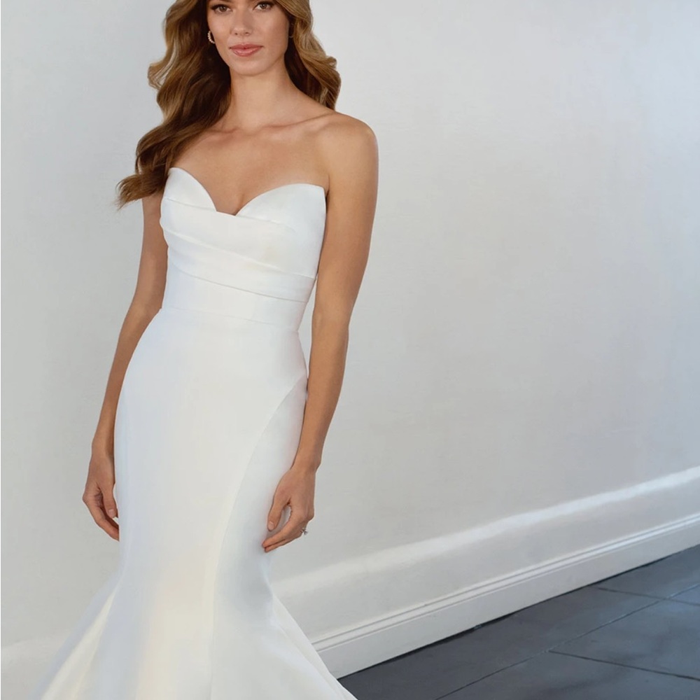 Martina Liana Strapless Wedding Gown